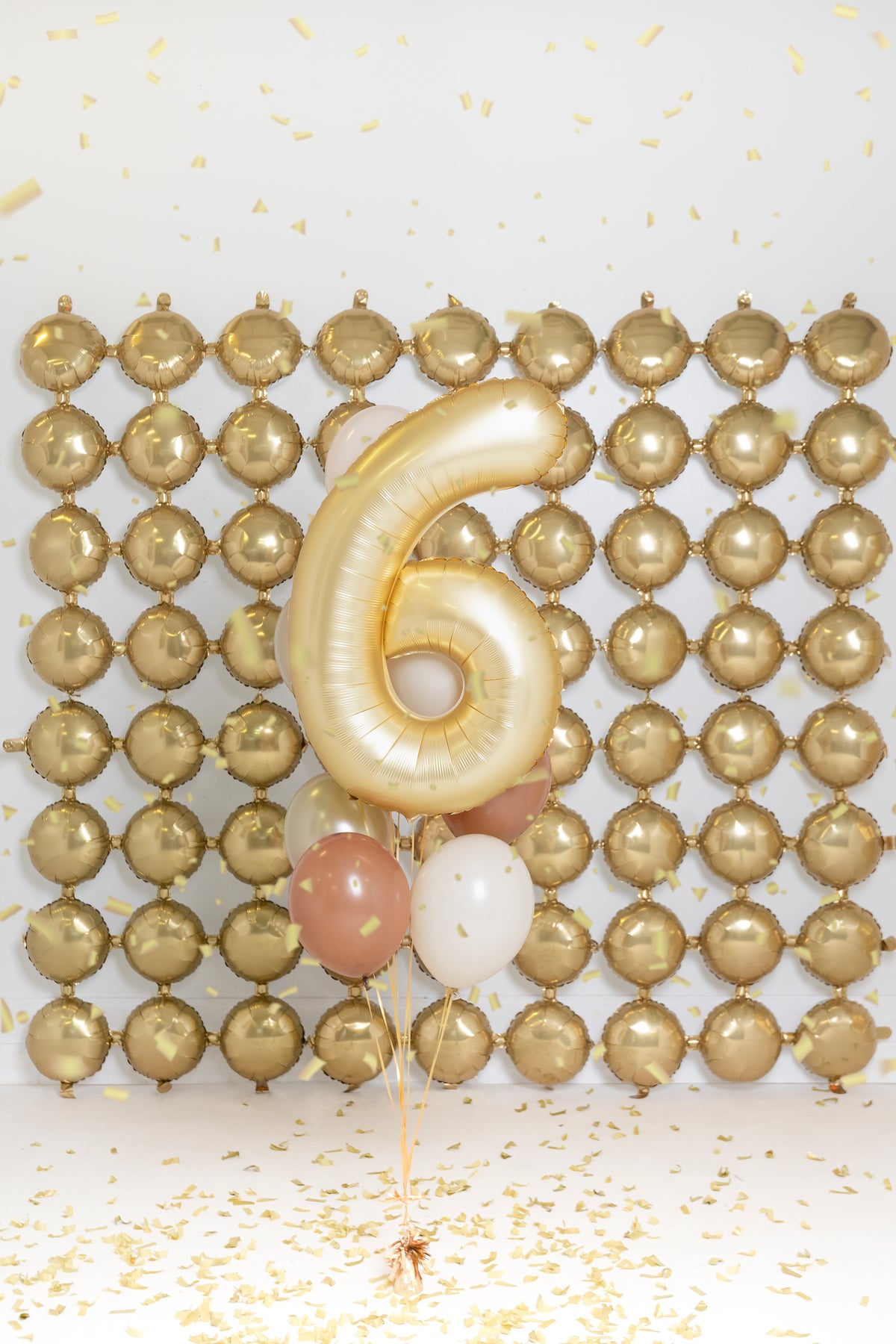 Folienballon Zahl "6" gold matt (1 Stk.)