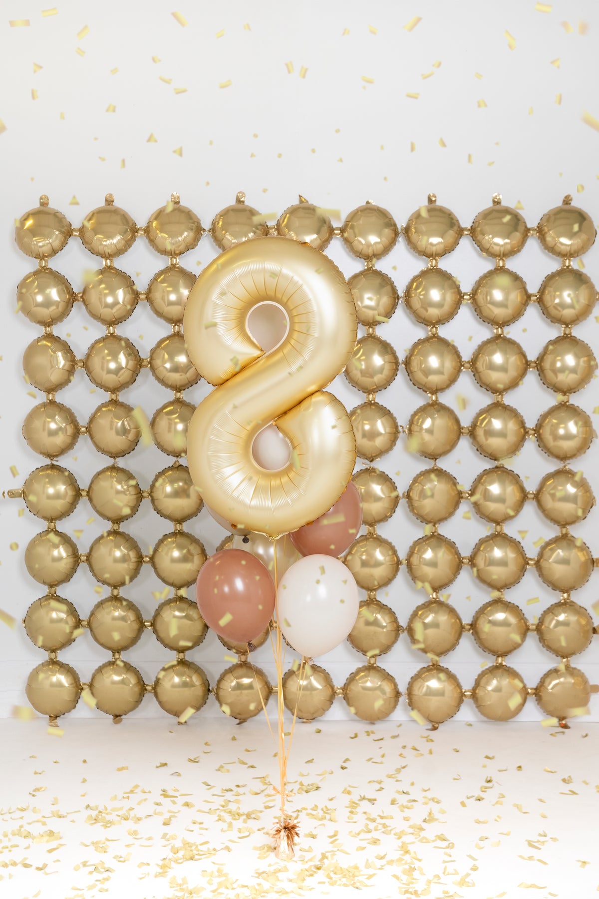 Folienballon Zahl "8" gold matt (1 Stk.)
